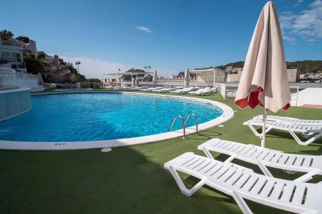 Hotel-Don-Juan-Tossa-Swimming-pool-15 (1)