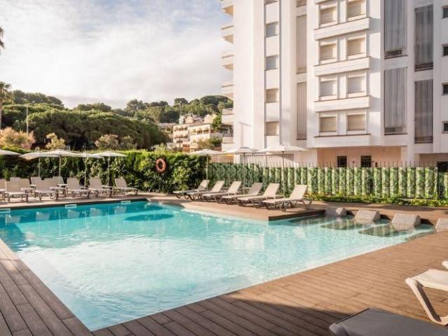 alegria-fenals-mar-piscina-exterior2