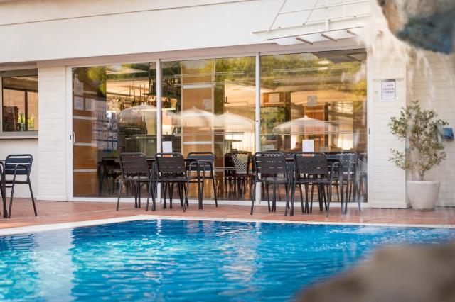 hotel-santa-susanna398