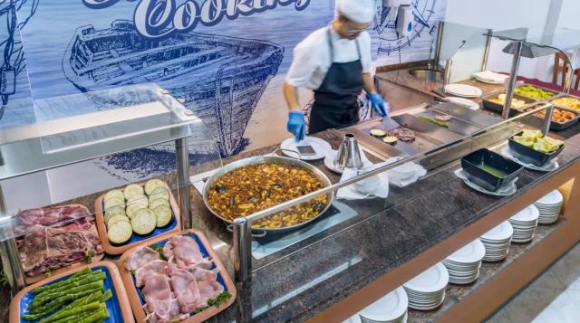 show-cooking-hotel-maritim-calella-37