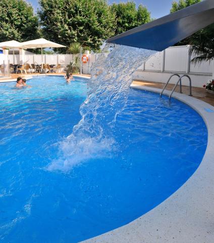 Maritim.4.piscina (1)
