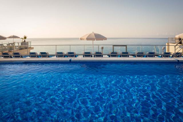 awesome-pools470
