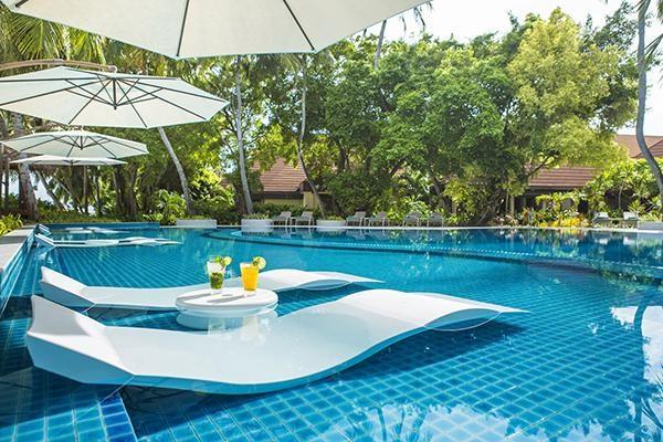 Kurumba-Pool-2404-Edit.jpg