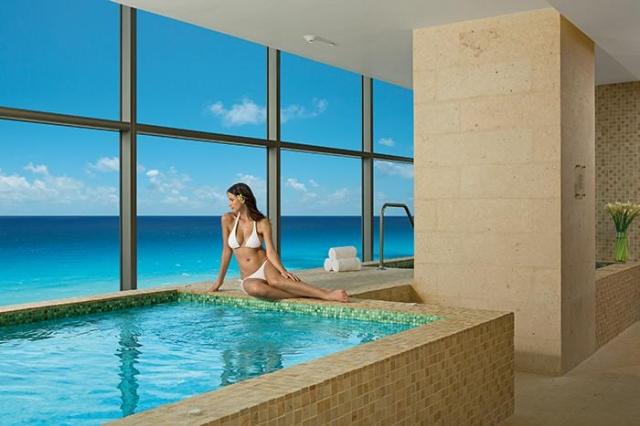 SEVCU_SPA_jacuzzi_3A.jpg