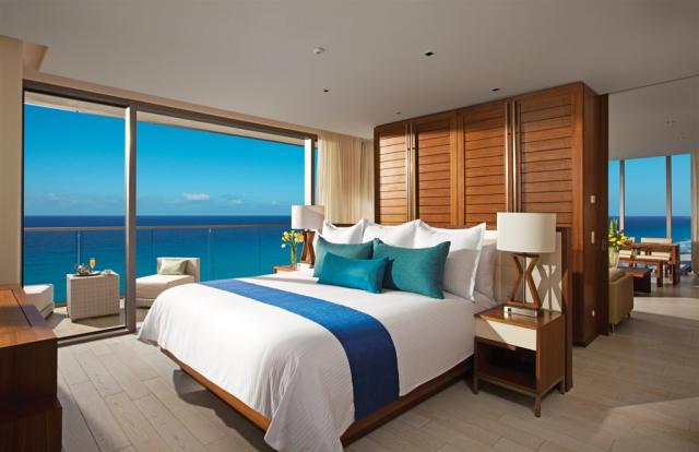 SEVCU-PC-MSTR-Bedroom-5-CB.png