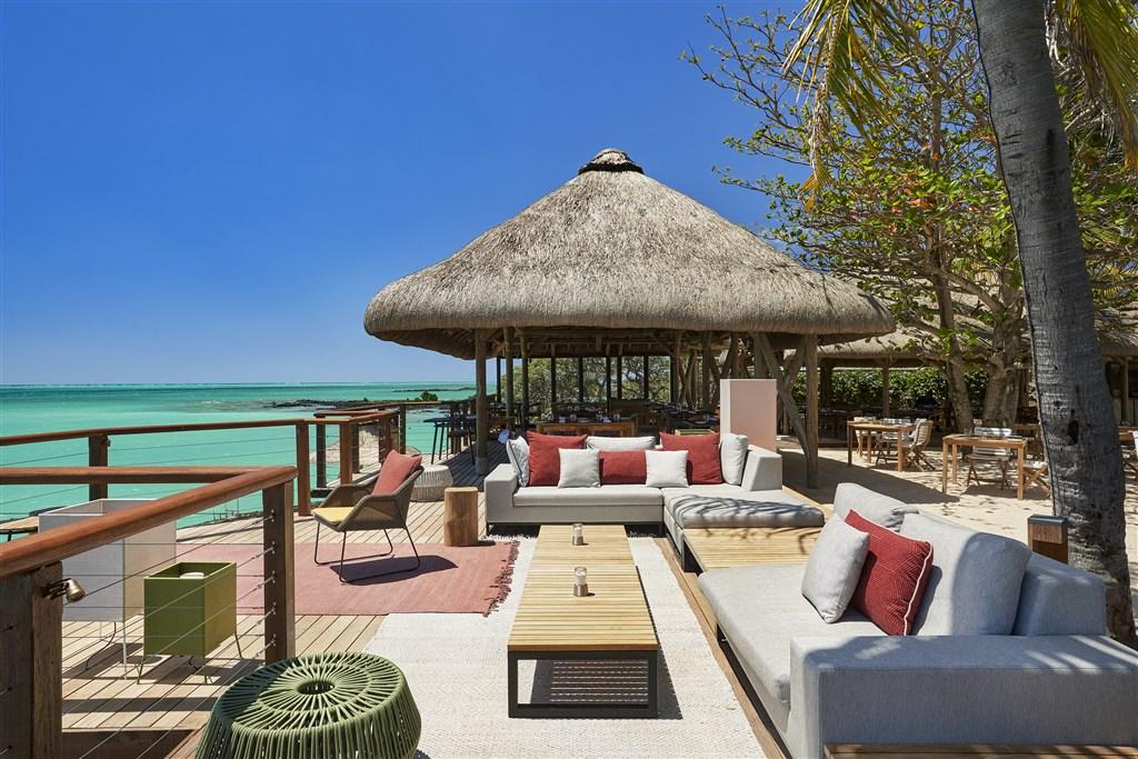 PCBH Peninsula Bar 4.jpg