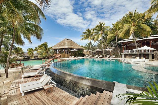 PCBH Main Pool _ Piscine principale 3.jpg