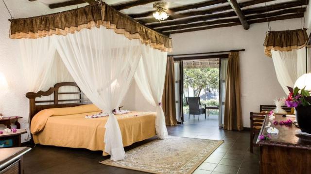 10_Rooms-Junior-Suites-1024x.jpg