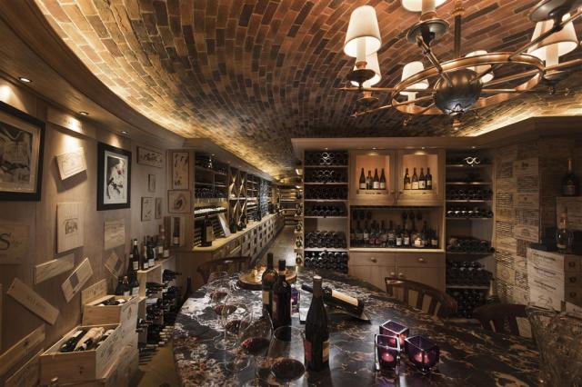 Restaurants_and_Bars-Wine_Cellar-01.jpg