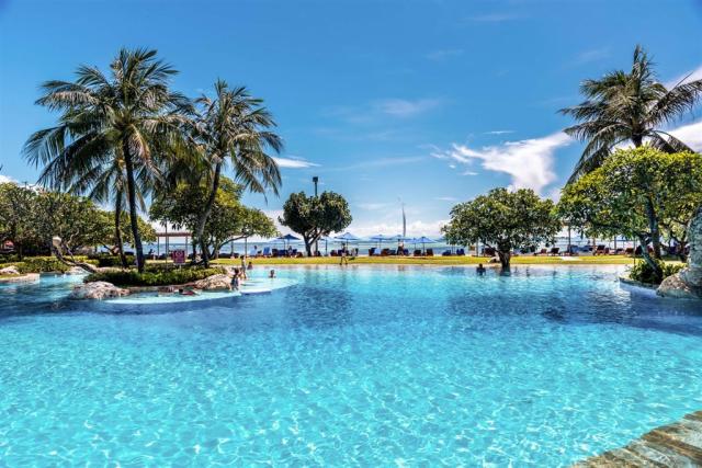nikko_bali_benoa_pool.jpg