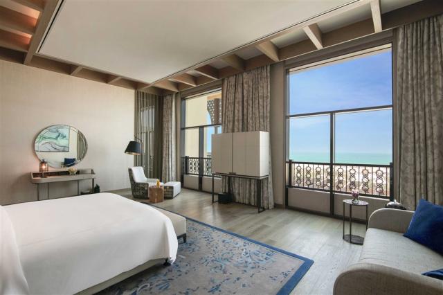 1 - Royal Suite - Bedroom 1.jpg