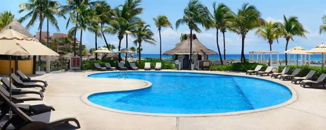 Catalonia-Riviera-Maya-Pool-Privileged---extended.jpg