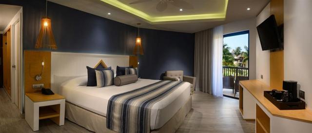 Catalonia-Riviera-Maya-Room-Premium-1---extended.jpg