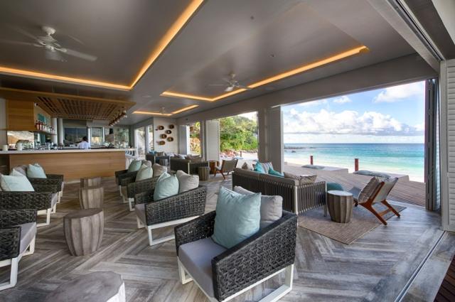 Beach-Bar-interior.jpg