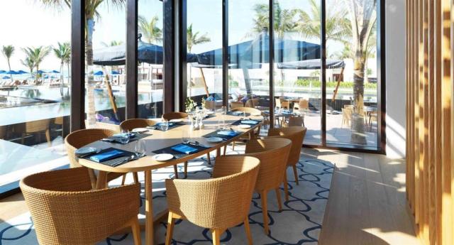 al_baleed_by_anantara_sakalan_restaurant_02_1920x.jpg