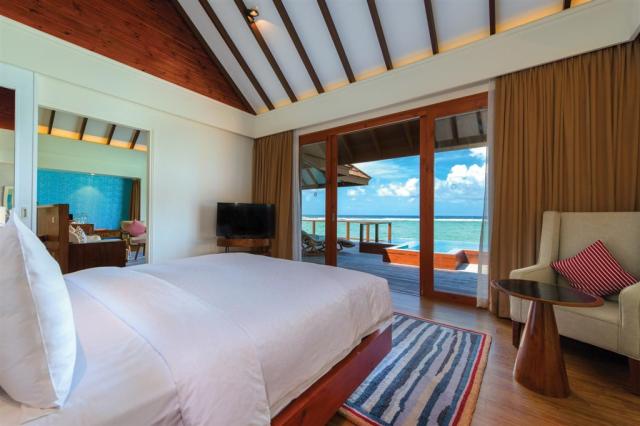 VARU-BY-ATMOSPHERE---VILLAS---WATER-SUITE---BEDROOM-VIEW-.jpg