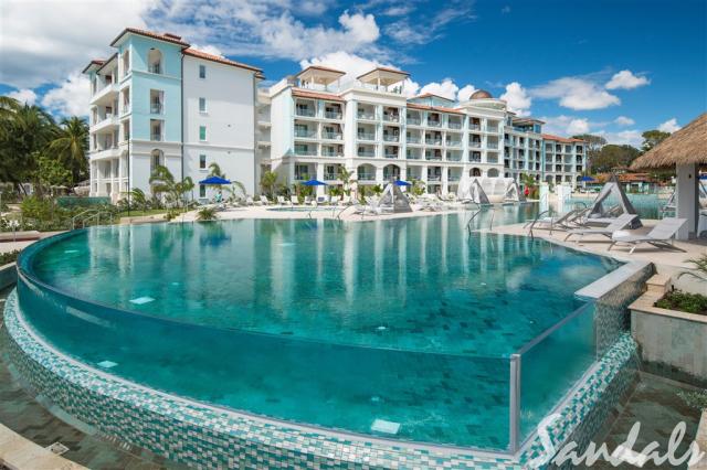 SBR_MAIN_POOL_PROXIMITY_091.jpg