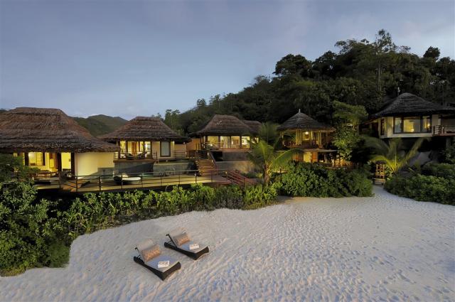 Constance-Lemuria-Accommodation-Presidential_Villa-02.jpg