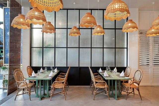 TRA_Atavola Restaurant 02.jpg