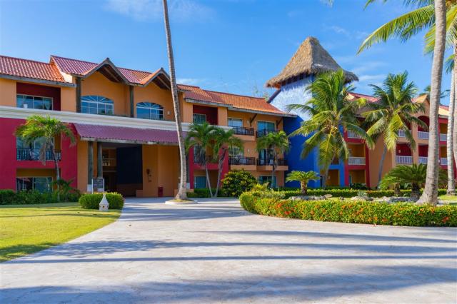 3. PCP_Hotel Exterior2.jpg