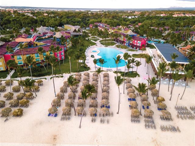 1.b. TDP_Aerea Hotel + piscina + playa2.jpg