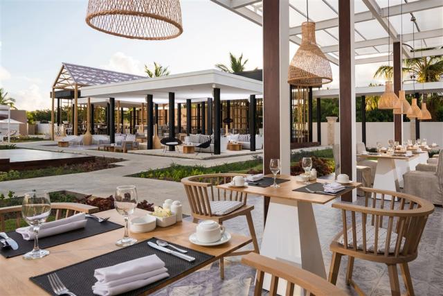 Catalonia Royal Bavaro -Thalassa Terrace2.jpg