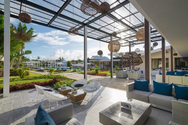 Catalonia Royal Bavaro -  Lobby Terrace2.jpg