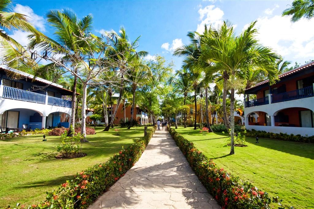 Catalonia Bayahibe - Gardens1.jpg
