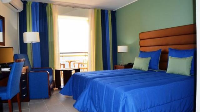 hotel-cais-da-oliveira-gallery20-co-studio-sea-view.jpg
