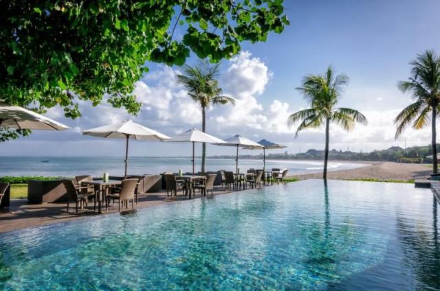 3----Beach-Pool.jpg