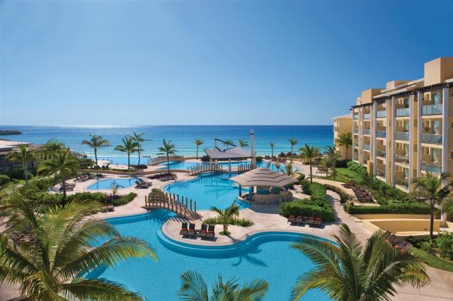 Now Jade Riviera Cancun