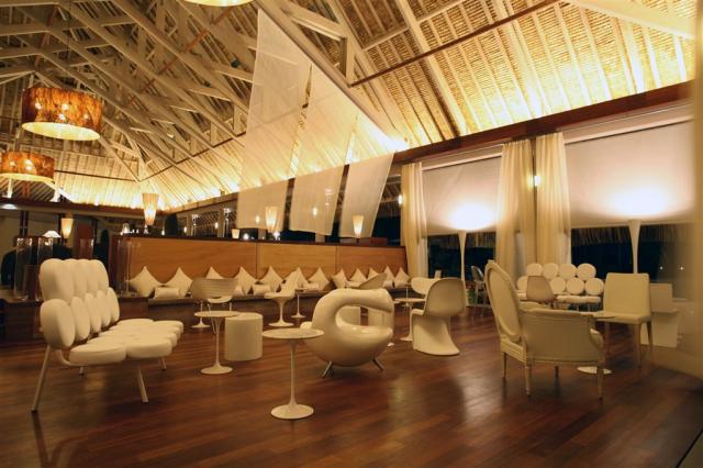 BOB Intercontinental Thalasso bar & lounge.jpg