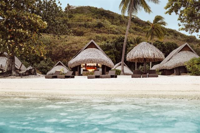 MOZ Sofitel - Beach Bgl ©gregoirelebacon.jpg