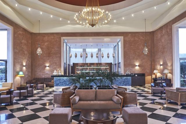 Lobby_Area.jpg
