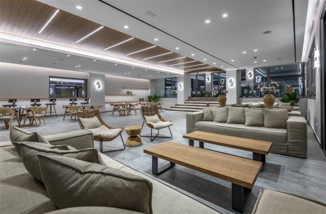 Lobby_Area1.jpg