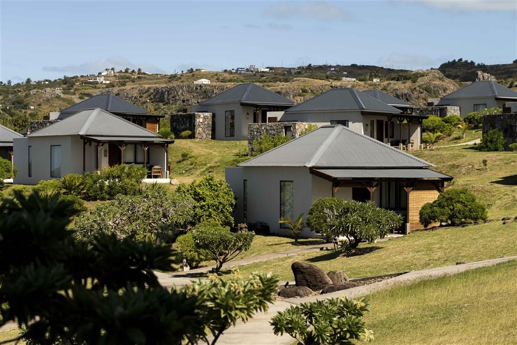 Exterior_and_Aerial_Views-Hotel_Exterior-06.jpg