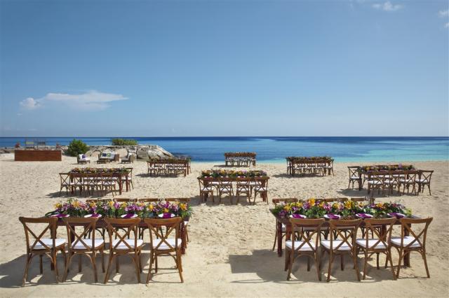 SESMB-WED-GRP-Banquet-Beach-Setup-1A-CB.tif