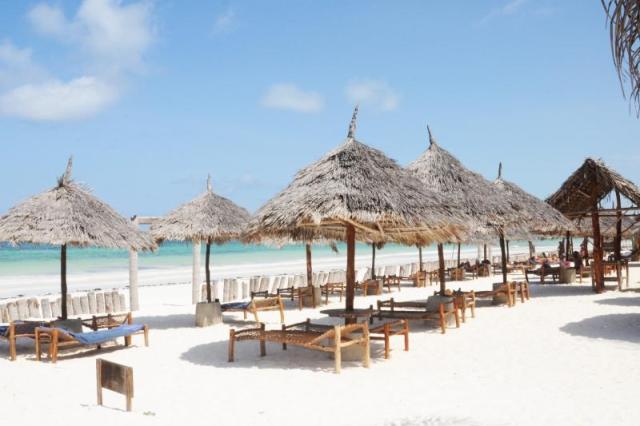 BEACH4.jpg