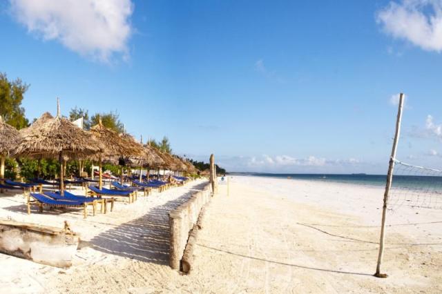 BEACH7.jpg