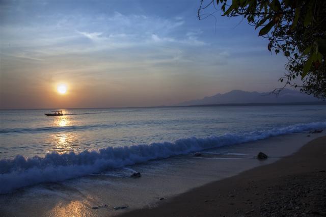 Beach.jpg
