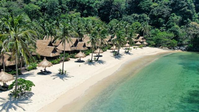 beach front villas.jpg