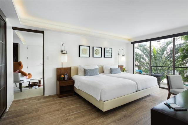 ONE BEDROOM SUITE.jpg
