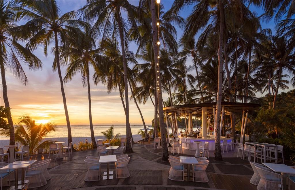 MOVENPICK_BORACAY_SOL_MARINA_BEACH_CLUB_SUNSET.jpg