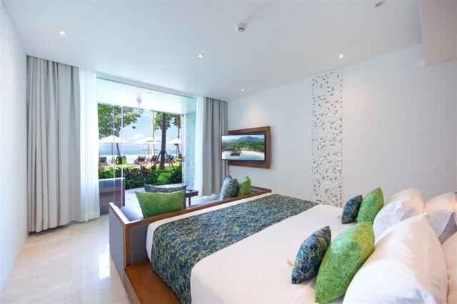 Candi Beach -Junior-Suite-Ocean-View.jpg