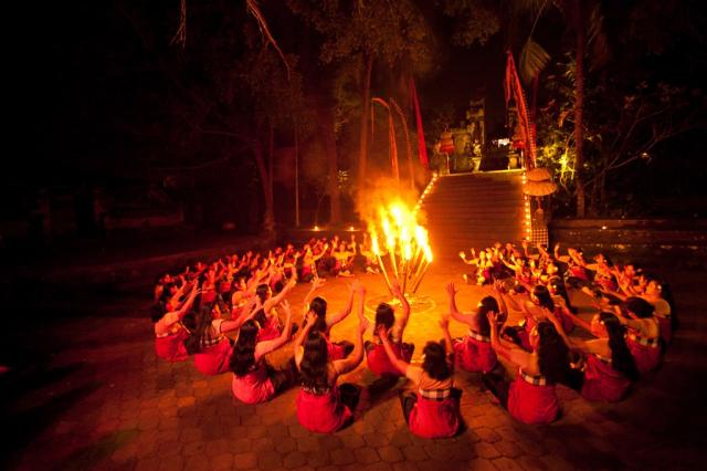 Bali dance.jpg