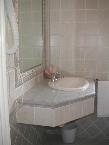 Tarvisio- Hotel Valle Verde- koupelna.JPG