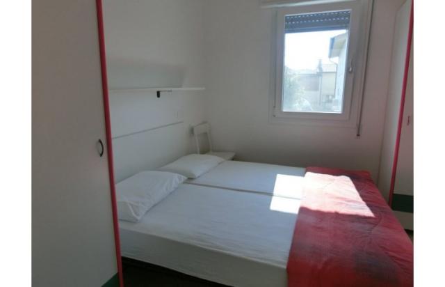 residence_135cf3ab85cd1e23d4e71e100cedb99c.jpg