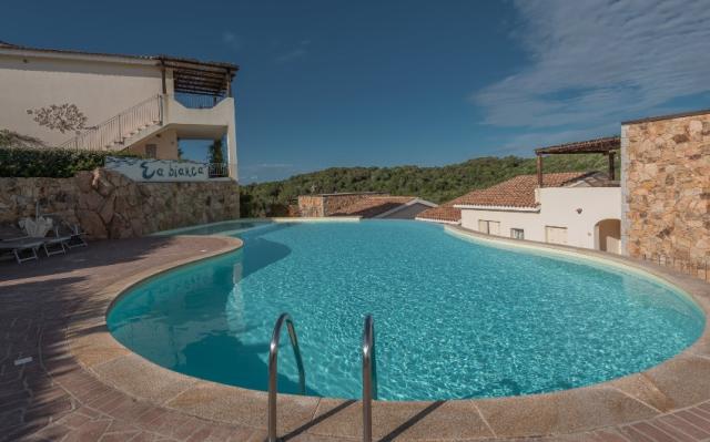 8-residence-ea-bianca-4.png