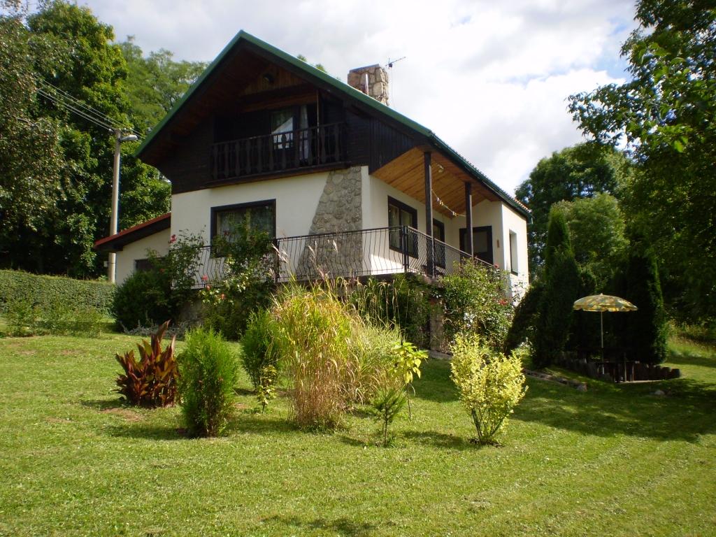 Chata Arnoštov-Bukovina