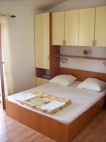 Vila Neda